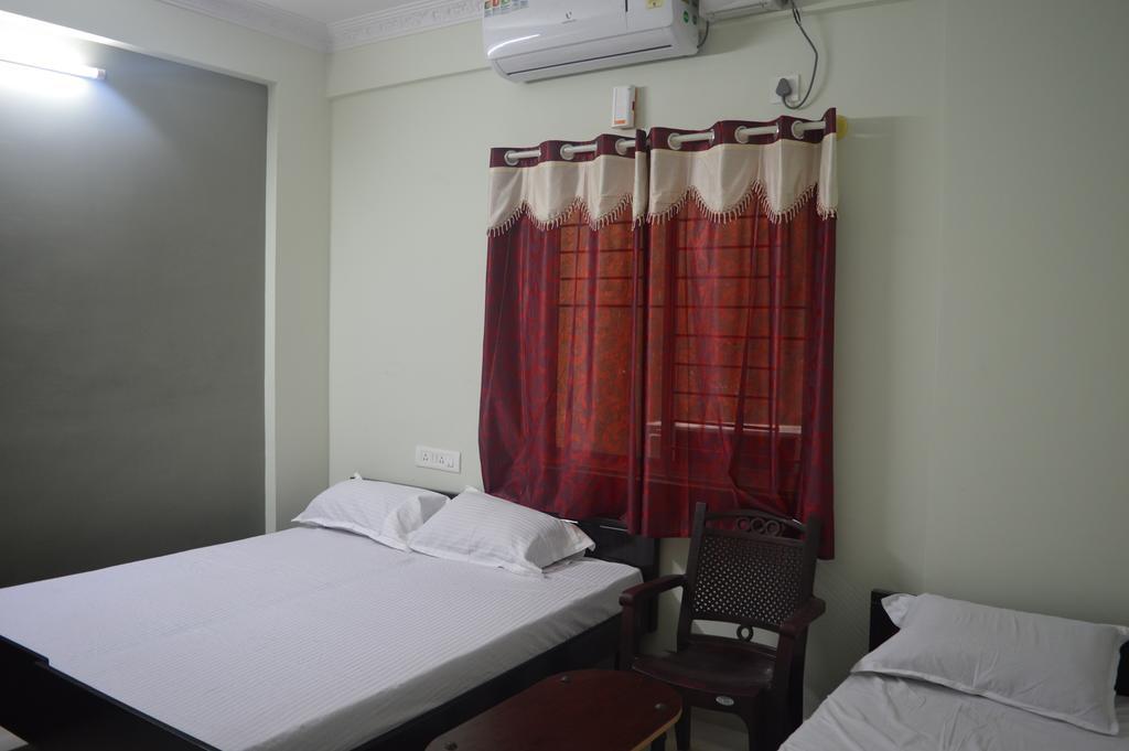 Sri Balaji Guest House บังกาลอร์ ภายนอก รูปภาพ