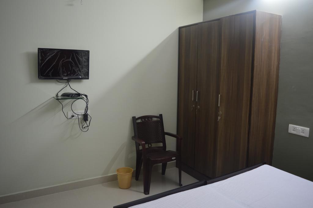 Sri Balaji Guest House บังกาลอร์ ภายนอก รูปภาพ